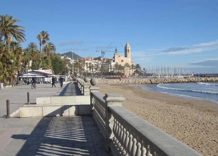 Konukevi Termes Sitges